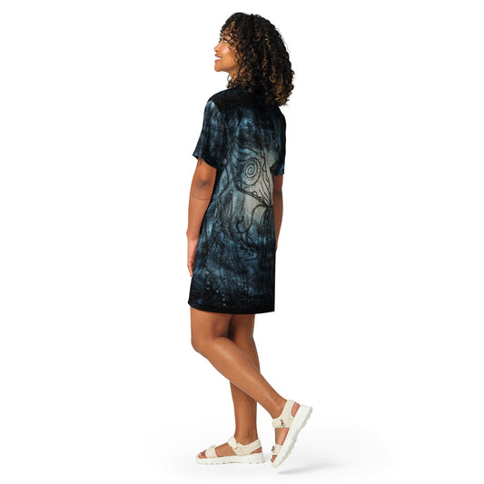 QUEEN OF THE GALAXY Women's T - Shirt Dress - BONOTEE